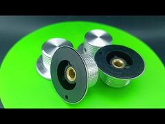 Zilveren aluminium knop 37 mm diameter met nummer 0-10 schachtgat 6.4 mm knop